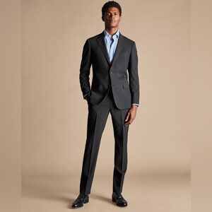 Charles Tyrwhitt Ultimate Performance Suit